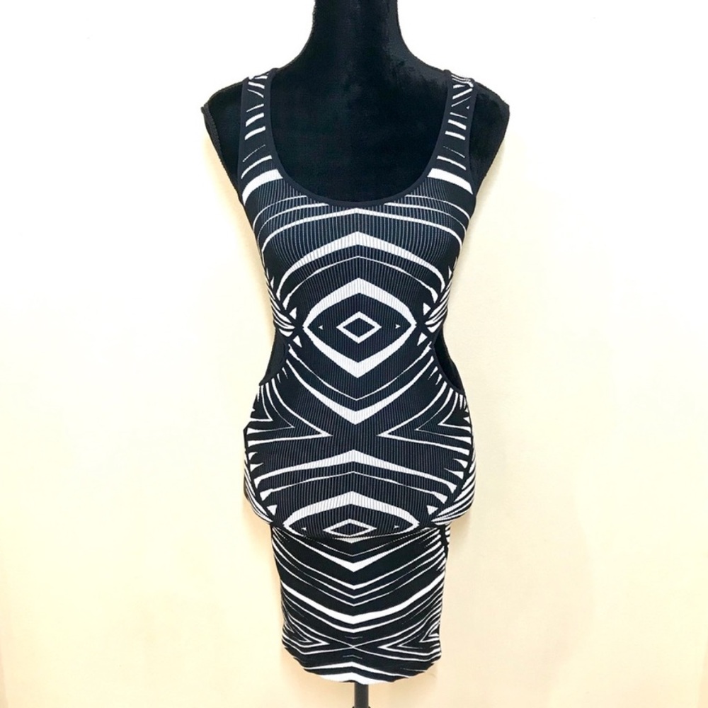 BEBE BODYCON DRESS - Picture 2 of 7